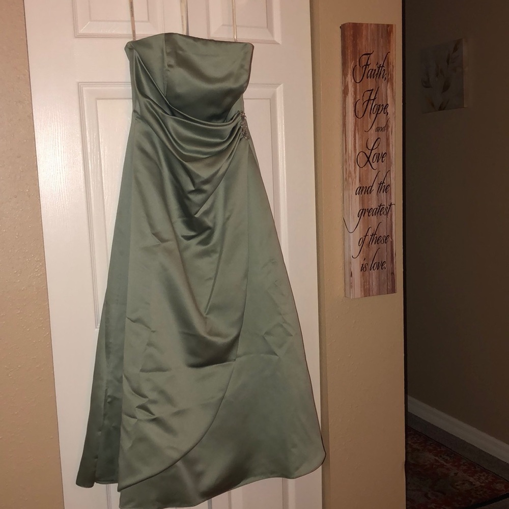 David's Bridal Elegant Sage Strapless Dress